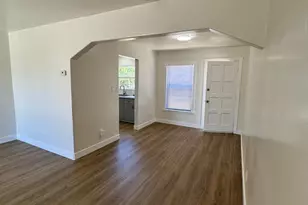 4501 Roosevelt Ave, Sacramento, CA 95820 - Photo 4