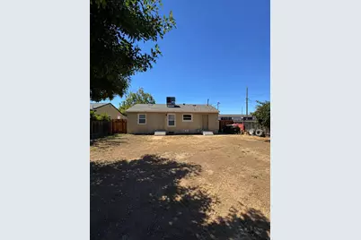 4501 Roosevelt Ave, Sacramento, CA 95820 - Photo 10