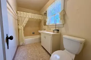 1053 Sycamore Ave, Gustine, CA 95322 - Photo 26
