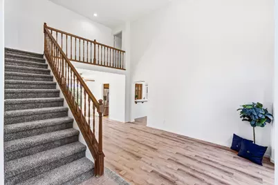 5209 Meadowland Way, Elk Grove, CA 95758 - Photo 4