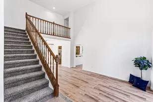 5209 Meadowland Way, Elk Grove, CA 95758 - Photo 4