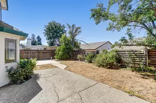5209 Meadowland Way, Elk Grove, CA 95758 - Photo 42