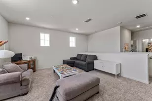 770 Berryessa Way, Olivehurst, CA 95961 - Photo 32