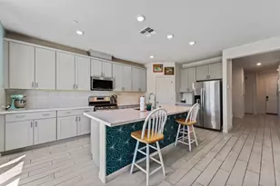 770 Berryessa Way, Olivehurst, CA 95961 - Photo 14