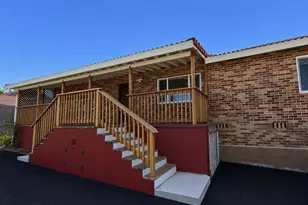 24 Oakcrest Dr, Oroville, CA 95966 - Photo 2