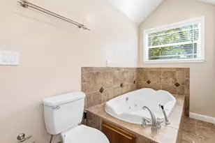 2200 23rd St, Sacramento, CA 95818 - Photo 24