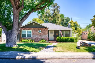 320 N Santa Cruz Avenue, Modesto, CA 95354 - Photo 2