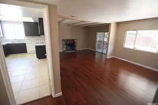 2 Tillman Cir, Sacramento, CA 95823 - Photo 4