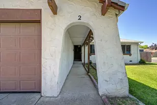 2 Tillman Cir, Sacramento, CA 95823 - Photo 2