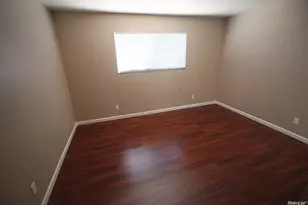 2 Tillman Cir, Sacramento, CA 95823 - Photo 14