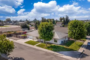 4530 Maximus Rd, Denair, CA 95316 - Photo 2