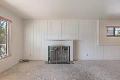 1045 Aidan Avenue, Sacramento, CA 95822 - Photo 8