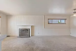 1045 Aidan Ave, Sacramento, CA 95822 - Photo 8