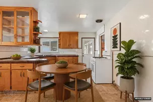 1045 Aidan Ave, Sacramento, CA 95822 - Photo 6