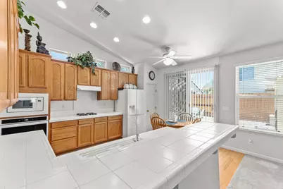 1616 Apple Way, Roseville, CA 95747 - Photo 10