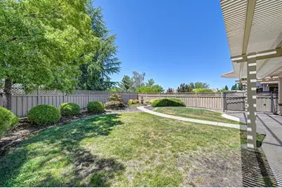 2059 Stonecrest Lane, Lincoln, CA 95648 - Photo 18