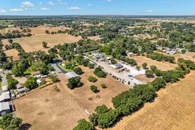 10007 Harvey Road, Galt, CA 95632 - Photo 18