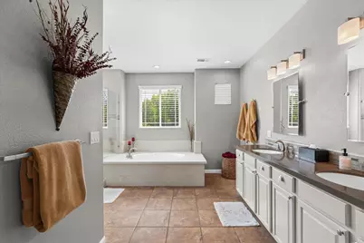 2701 Ashbrook Drive, Modesto, CA 95355 - Photo 48