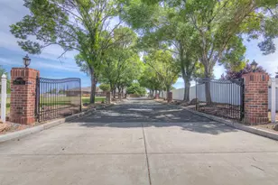 34672 Bernard Rd, Tracy, CA 95377 - Photo 52