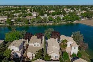 9183 E Laguna Way, Elk Grove, CA 95758 - Photo 4