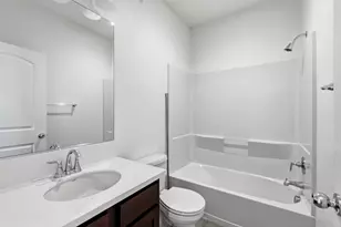 2432 Middlebury Dr, Lathrop, CA 95330 - Photo 32