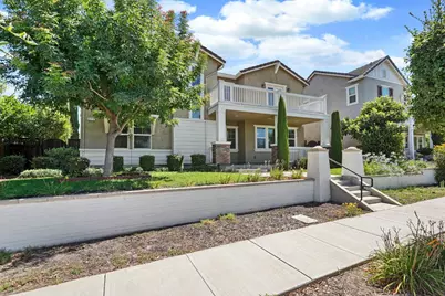 577 Lakeside Drive, Lathrop, CA 95330 - Photo 10