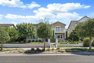 577 Lakeside Dr, Lathrop, CA 95330 - Photo 8