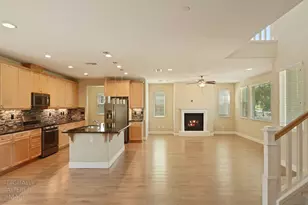 577 Lakeside Dr, Lathrop, CA 95330 - Photo 6