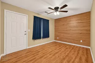 2297 Beaumont St, Sacramento, CA 95815 - Photo 4