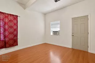 2297 Beaumont St, Sacramento, CA 95815 - Photo 16