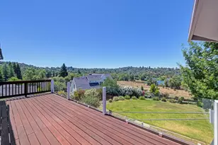 1386 Lakehills Dr, El Dorado Hills, CA 95762 - Photo 8