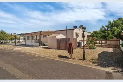 N Ham Lane #21, Lodi, CA 95242 - Photo 2
