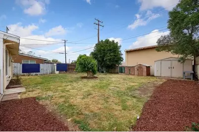 5887 Kelly Way, Sacramento, CA 95824 - Photo 10