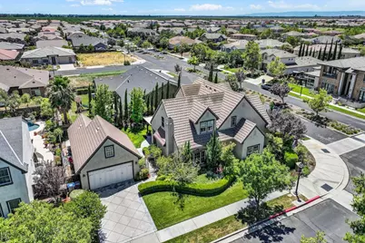 2101 Promenade Drive, Woodland, CA 95776 - Photo 6