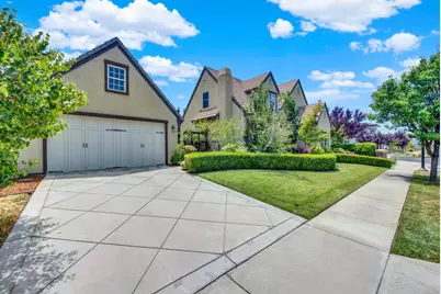 2101 Promenade Drive, Woodland, CA 95776 - Photo 32
