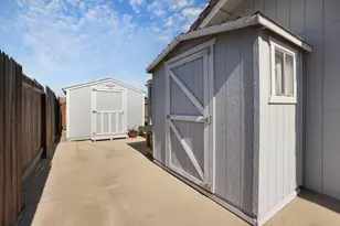 374 Sparrow Dr, Galt, CA 95632 - Photo 58