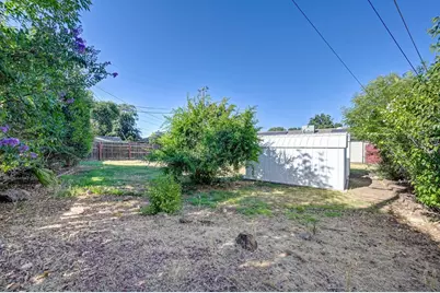 7012 Forman Way, Sacramento, CA 95828 - Photo 40
