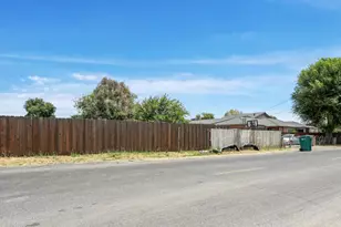 10556 S Priest Rd, French Camp, CA 95231 - Photo 4