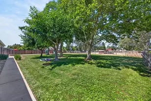 8333 Derringer Ct, Elverta, CA 95626 - Photo 10
