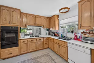 2615 Water Tree Way, Sacramento, CA 95826 - Photo 16