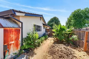 2615 Water Tree Way, Sacramento, CA 95826 - Photo 44