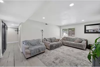 2615 Water Tree Way, Sacramento, CA 95826 - Photo 12
