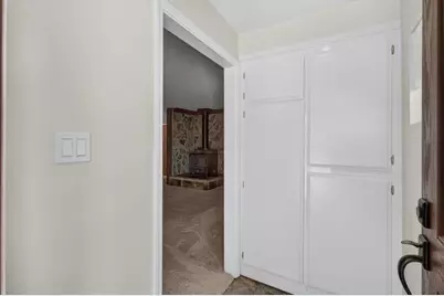 8537 Sheraton Drive, Fair Oaks, CA 95628 - Photo 8