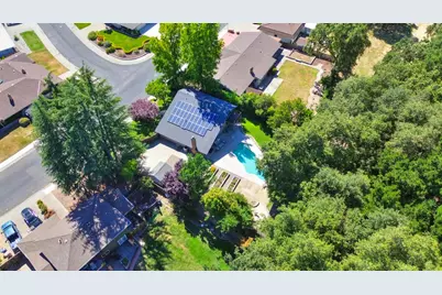 6481 Lake Park Drive, Sacramento, CA 95831 - Photo 56