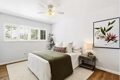6481 Lake Park Drive, Sacramento, CA 95831 - Photo 14