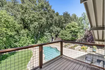 6481 Lake Park Drive, Sacramento, CA 95831 - Photo 20