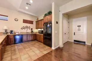 7438 Chevelle Way, Sacramento, CA 95829 - Photo 18