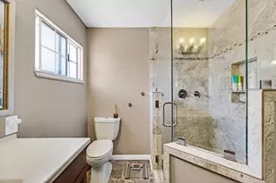 5563 Vassar Dr, San Jose, CA 95118 - Photo 24