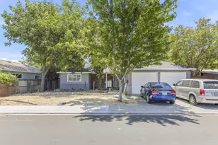 1406 NE Princeton, Modesto, CA 95350 - Photo 2