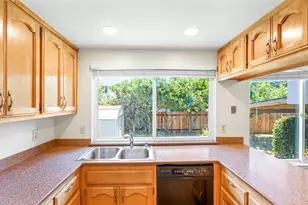 924 Regatta Dr, Sacramento, CA 95833 - Photo 26